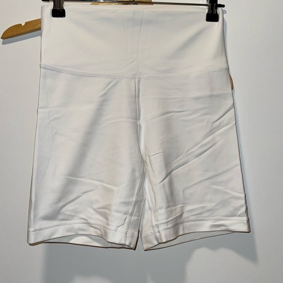 TNABUTTER Hi-Rise 7” Bike Short - Picture 3 of 6